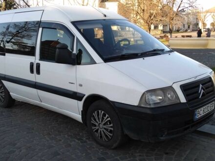 Белый Ситроен Jumpy, объемом двигателя 1.9 л и пробегом 370 тыс. км за 3800 $, фото 1 на Automoto.ua