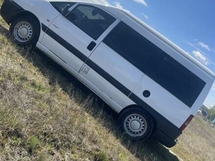 Білий Сітроен Jumpy, об'ємом двигуна 2 л та пробігом 300 тис. км за 4800 $, фото 1 на Automoto.ua