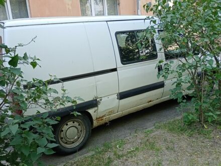 Белый Ситроен Jumpy, объемом двигателя 2 л и пробегом 400 тыс. км за 3023 $, фото 1 на Automoto.ua