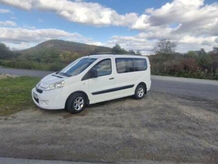 Белый Ситроен Jumpy, объемом двигателя 1.6 л и пробегом 330 тыс. км за 6000 $, фото 1 на Automoto.ua