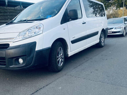 Белый Ситроен Jumpy, объемом двигателя 2 л и пробегом 430 тыс. км за 5500 $, фото 1 на Automoto.ua