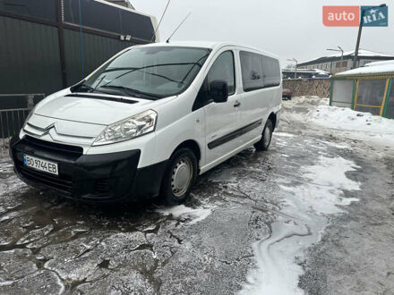 Белый Ситроен Jumpy, объемом двигателя 2 л и пробегом 155 тыс. км за 8555 $, фото 1 на Automoto.ua