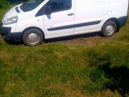 Ситроен Jumpy 2009 в Полонном на Automoto.ua Белый Ситроен Jumpy, объемом двигателя 2 л и пробегом 280 тыс. км за 4500 $, фото 1 на Automoto.ua