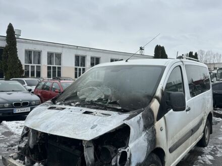 Білий Сітроен Jumpy, об'ємом двигуна 2 л та пробігом 300 тис. км за 1500 $, фото 1 на Automoto.ua