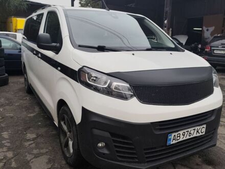 Белый Ситроен Jumpy, объемом двигателя 2 л и пробегом 250 тыс. км за 13500 $, фото 1 на Automoto.ua