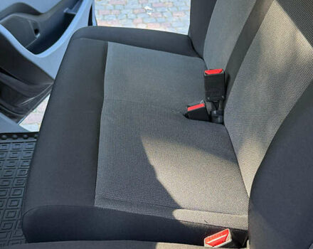 Черный Ситроен Jumpy, объемом двигателя 2 л и пробегом 216 тыс. км за 17000 $, фото 12 на Automoto.ua