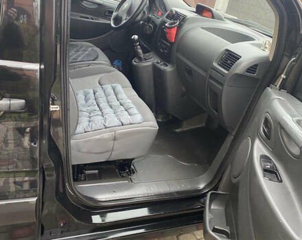 Чорний Сітроен Jumpy, об'ємом двигуна 2 л та пробігом 208 тис. км за 11000 $, фото 4 на Automoto.ua