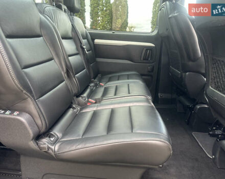 Черный Ситроен Jumpy, объемом двигателя 2 л и пробегом 182 тыс. км за 28500 $, фото 84 на Automoto.ua