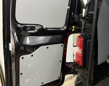 Чорний Сітроен Jumpy, об'ємом двигуна 2 л та пробігом 250 тис. км за 18700 $, фото 18 на Automoto.ua