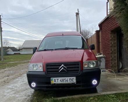 Красный Ситроен Jumpy, объемом двигателя 2 л и пробегом 185 тыс. км за 3700 $, фото 1 на Automoto.ua