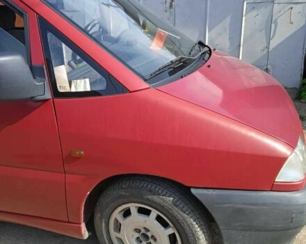 Красный Ситроен Jumpy, объемом двигателя 1.9 л и пробегом 390 тыс. км за 2500 $, фото 1 на Automoto.ua
