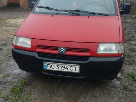 Красный Ситроен Jumpy, объемом двигателя 1.9 л и пробегом 540 тыс. км за 2500 $, фото 1 на Automoto.ua