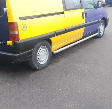 Желтый Ситроен Jumpy, объемом двигателя 1.87 л и пробегом 260 тыс. км за 4600 $, фото 8 на Automoto.ua