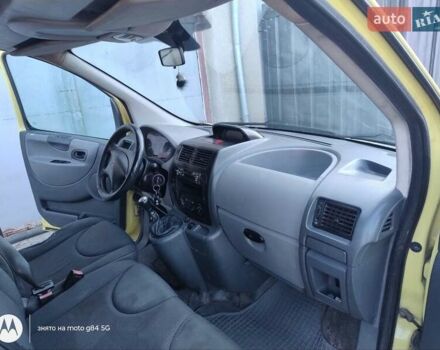 Желтый Ситроен Jumpy, объемом двигателя 1.6 л и пробегом 248 тыс. км за 4900 $, фото 5 на Automoto.ua