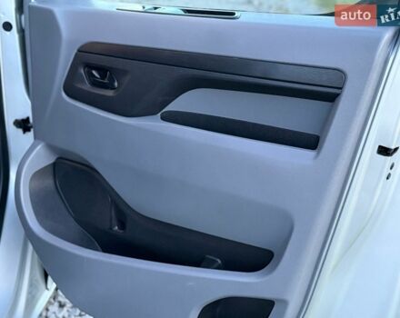 Серый Ситроен Jumpy, объемом двигателя 1.56 л и пробегом 145 тыс. км за 12200 $, фото 35 на Automoto.ua