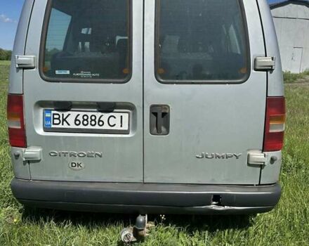 Ситроен Jumpy 2004 в Змиеве на Automoto.ua Серый Ситроен Jumpy, объемом двигателя 2 л и пробегом 245 тыс. км за 4200 $, фото 4 на Automoto.ua
