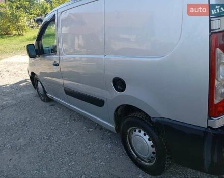 Серый Ситроен Jumpy, объемом двигателя 2 л и пробегом 330 тыс. км за 3650 $, фото 4 на Automoto.ua