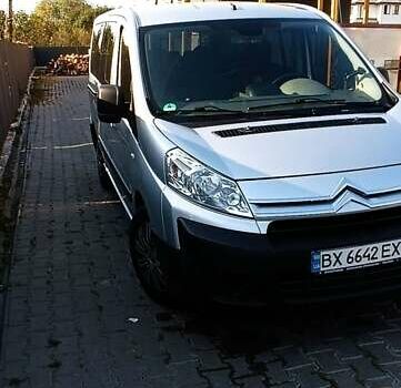 Серый Ситроен Jumpy, объемом двигателя 2 л и пробегом 242 тыс. км за 8999 $, фото 1 на Automoto.ua