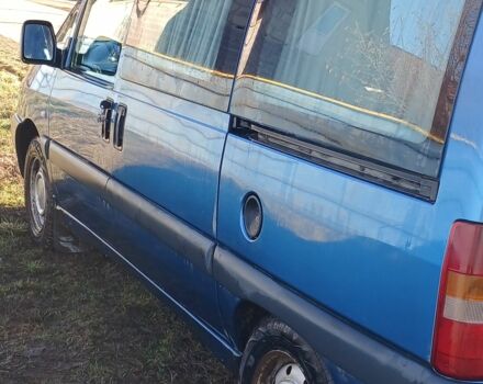 Синій Сітроен Jumpy, об'ємом двигуна 2 л та пробігом 392 тис. км за 3100 $, фото 3 на Automoto.ua