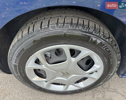 Синий Ситроен Jumpy, объемом двигателя 1.6 л и пробегом 184 тыс. км за 15550 $, фото 60 на Automoto.ua