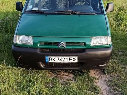 Зеленый Ситроен Jumpy, объемом двигателя 2 л и пробегом 350 тыс. км за 3750 $, фото 1 на Automoto.ua