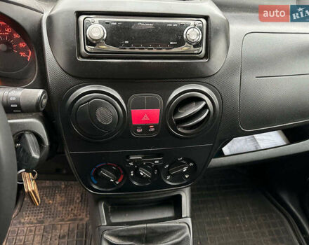 Білий Сітроен Nemo, об'ємом двигуна 1.4 л та пробігом 221 тис. км за 3990 $, фото 14 на Automoto.ua