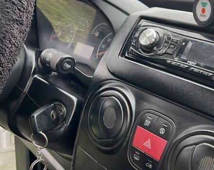 Білий Сітроен Nemo, об'ємом двигуна 1.2 л та пробігом 188 тис. км за 5500 $, фото 6 на Automoto.ua