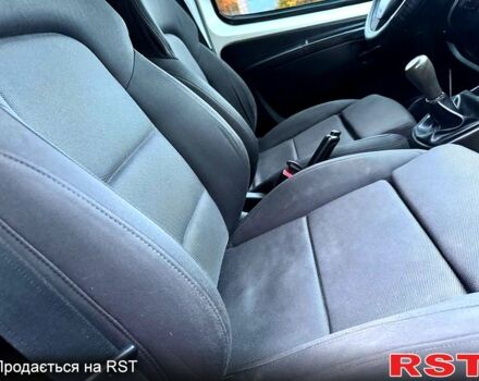 Белый Ситроен Nemo, объемом двигателя 1.4 л и пробегом 210 тыс. км за 4750 $, фото 11 на Automoto.ua