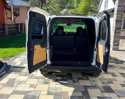 Белый Ситроен Nemo, объемом двигателя 1.2 л и пробегом 210 тыс. км за 5300 $, фото 6 на Automoto.ua