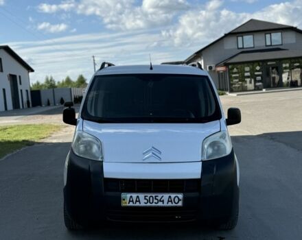 Белый Ситроен Nemo, объемом двигателя 1.2 л и пробегом 275 тыс. км за 3700 $, фото 2 на Automoto.ua