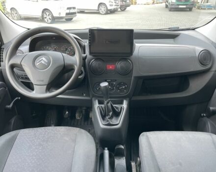 Ситроен Nemo 2010 в Каменце-Подольском на Automoto.ua Белый Ситроен Nemo, объемом двигателя 1.4 л и пробегом 222 тыс. км за 3999 $, фото 6 на Automoto.ua