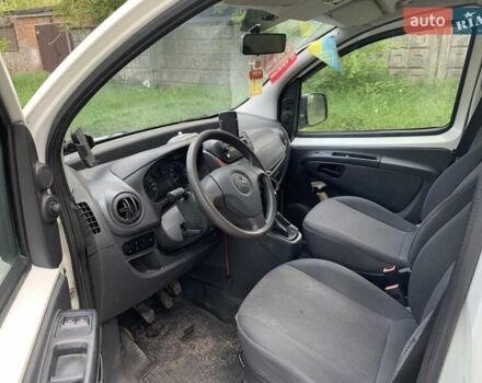 Білий Сітроен Nemo, об'ємом двигуна 1.4 л та пробігом 230 тис. км за 3100 $, фото 5 на Automoto.ua