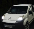 Белый Ситроен Nemo, объемом двигателя 1.4 л и пробегом 300 тыс. км за 4900 $, фото 1 на Automoto.ua