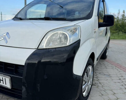 Белый Ситроен Nemo, объемом двигателя 1.4 л и пробегом 129 тыс. км за 5250 $, фото 1 на Automoto.ua