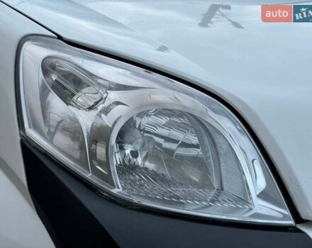 Белый Ситроен Nemo, объемом двигателя 1.4 л и пробегом 210 тыс. км за 4750 $, фото 5 на Automoto.ua