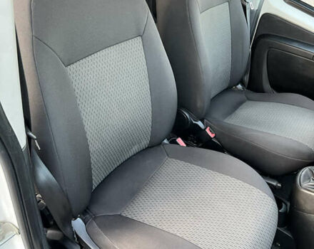 Білий Сітроен Nemo, об'ємом двигуна 1.4 л та пробігом 134 тис. км за 5300 $, фото 11 на Automoto.ua