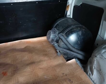 Белый Ситроен Nemo, объемом двигателя 1.4 л и пробегом 255 тыс. км за 2500 $, фото 14 на Automoto.ua