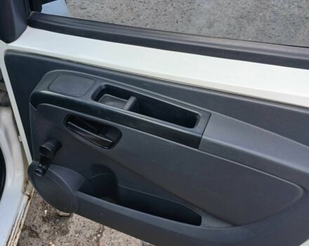 Белый Ситроен Nemo, объемом двигателя 1.4 л и пробегом 255 тыс. км за 2500 $, фото 2 на Automoto.ua