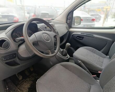 Белый Ситроен Nemo, объемом двигателя 1.4 л и пробегом 236 тыс. км за 3999 $, фото 5 на Automoto.ua