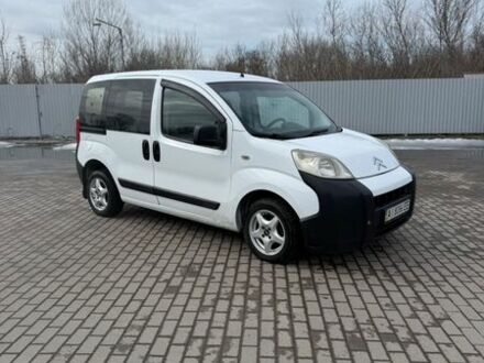 Білий Сітроен Nemo, об'ємом двигуна 1.4 л та пробігом 400 тис. км за 4500 $, фото 1 на Automoto.ua