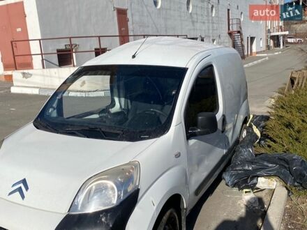 Белый Ситроен Nemo, объемом двигателя 1.25 л и пробегом 320 тыс. км за 2000 $, фото 1 на Automoto.ua