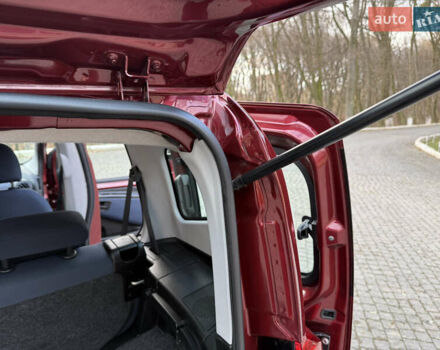 Червоний Сітроен Nemo, об'ємом двигуна 1.3 л та пробігом 256 тис. км за 5850 $, фото 52 на Automoto.ua