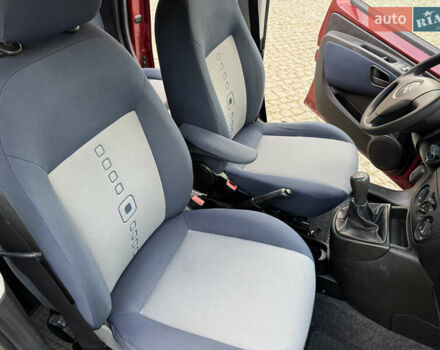 Червоний Сітроен Nemo, об'ємом двигуна 1.3 л та пробігом 256 тис. км за 5850 $, фото 34 на Automoto.ua