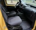 Желтый Ситроен Nemo, объемом двигателя 1.2 л и пробегом 300 тыс. км за 3700 $, фото 9 на Automoto.ua
