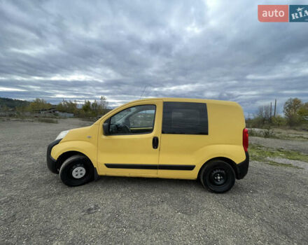 Желтый Ситроен Nemo, объемом двигателя 1.4 л и пробегом 250 тыс. км за 3900 $, фото 4 на Automoto.ua