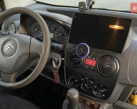 Желтый Ситроен Nemo, объемом двигателя 1.4 л и пробегом 520 тыс. км за 3600 $, фото 15 на Automoto.ua