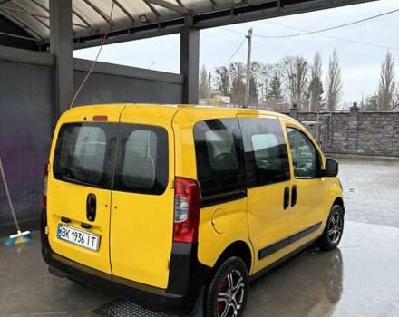 Желтый Ситроен Nemo, объемом двигателя 1.4 л и пробегом 253 тыс. км за 4300 $, фото 3 на Automoto.ua