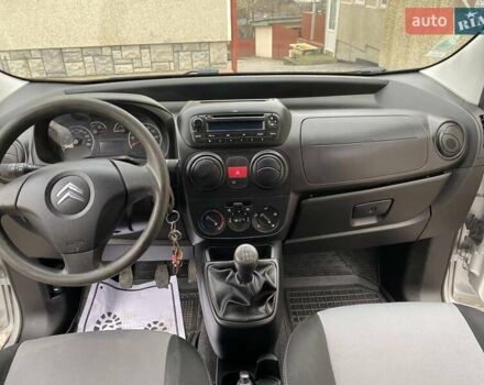 Серый Ситроен Nemo, объемом двигателя 1.2 л и пробегом 177 тыс. км за 6000 $, фото 3 на Automoto.ua