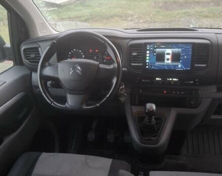 Белый Ситроен Space Tourer, объемом двигателя 2 л и пробегом 176 тыс. км за 21000 $, фото 8 на Automoto.ua