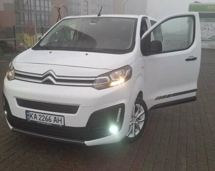 Белый Ситроен Space Tourer, объемом двигателя 2 л и пробегом 176 тыс. км за 21000 $, фото 2 на Automoto.ua